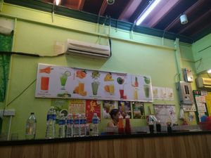 juice bar at Evergreen Vegetarian House 长青素食之家 in Penang