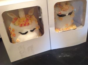 Mini unicorn cake at Vegangela Rose Cakes in Cwmllynfell