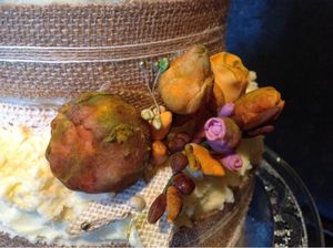 Rustic flower spray.. at Vegangela Rose Cakes in Cwmllynfell