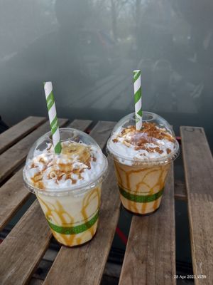 Banana caramel and biscoff milkshakes at Cafe Thrive in Southampton