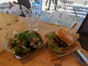 1/2 lb "meaty" burger and side salad at Cafe Thrive in Southampton
