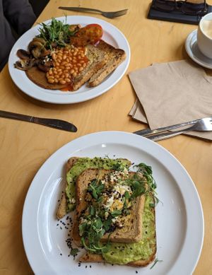 Breakfast at Cafe Thrive in Southampton