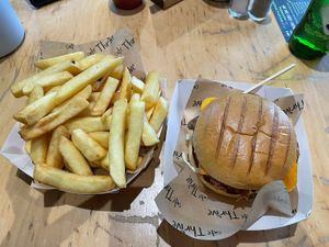 Vegan chicken burger  at Cafe Thrive in Southampton