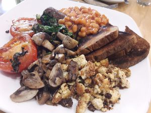 Gluten free breakfast at Cafe Thrive in Southampton