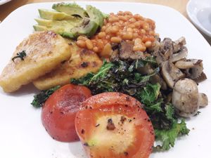Vegan breakfast  at Cafe Thrive in Southampton