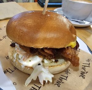 Sourthern fried chick'n burger at Cafe Thrive in Southampton