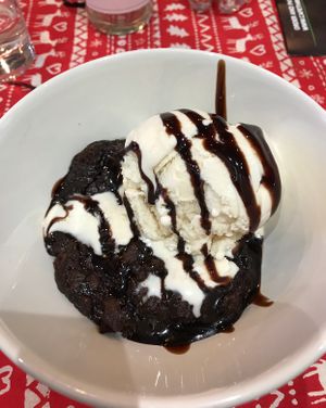 Brownie bowl at Cafe Thrive in Southampton