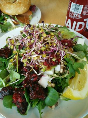 salad at Cafe Thrive in Southampton