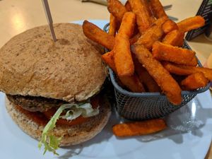 Wholefood burger and sweet potato fries at Cafe Thrive in Southampton