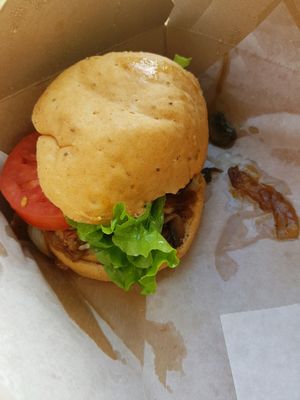 tempeh burger with gluten free bread at Hawaiian Moons Cafe & Juice Bar in Kihei