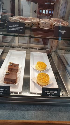 Cakes at Swing Kitchen - Kaiserfeldgasse in Graz