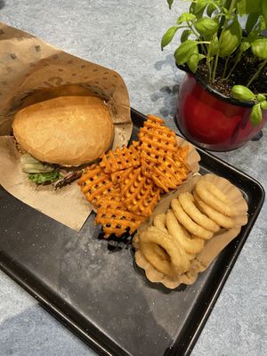 cheeseburger, sweet fries, onion rings   at Swing Kitchen - Kaiserfeldgasse in Graz