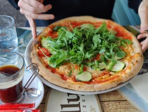 Pizza without tofu at Pizzeria Gallus in Bled
