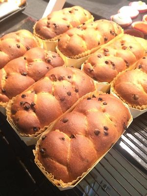 Vegan chocolate chips brioche at Le Fournil de Mon Père in Annecy-le-vieux