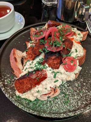 bread with tofu scramble and chorizo at Veginity in Dublin