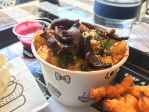 Vegan Mac n Cheese at Beatnic - Providence in Providence