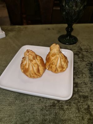 Deep fried version, one with 🧀 and one with 🍄 at Tumanyan Khinkali Factory in Yerevan