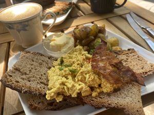 😋   at Comptoir Veggie in Paris