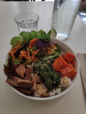  at Comptoir Veggie in Paris