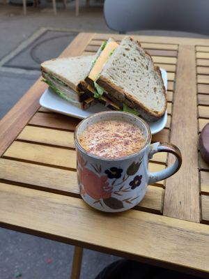 Club sandwich at Comptoir Veggie in Paris
