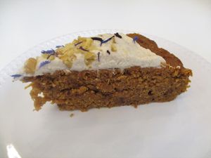 Carrot cake at Comptoir Veggie in Paris