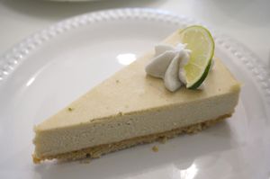 Cheesecake at Comptoir Veggie in Paris