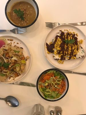 Tartines + soupe + salade  at Comptoir Veggie in Paris