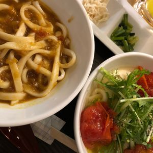Curry udon and roast tomato udon at Vege Deli Kanna - Shokudo in Kyoto