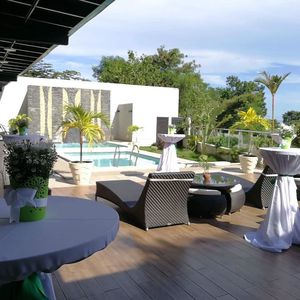 The Detox Bar known for it's health drinks and real food delivery has now reinvented wellness by offering vegan and gluten-free foods and integrative nutrition services. at The Detox Bar - Pop-Up in Cebu