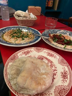 Pita & Hummus at Tantura in Lisbon