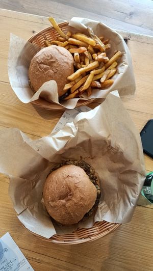  at Holy Moly in Lille