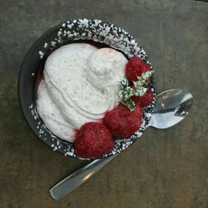 Vegan strawberry tiramisu at La Torre in Wasquehal