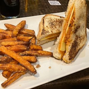 Sándwich de sobrasada y queso veganos  at La Cerveseria Clandestina in Barcelona