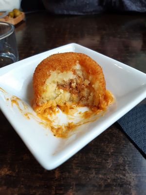 Vegan bombeta at La Cerveseria Clandestina in Barcelona