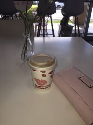 Love the cafe late with almond milk  at Ali's Sweet Treats in Miami