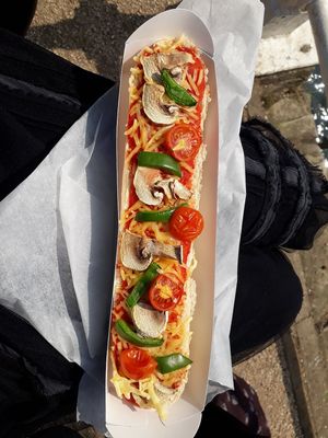 Vegan pizza by the sea 😋😋 at Grandma June's - Food Cart in Whitby