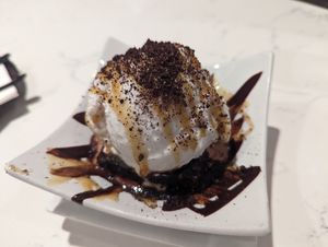 Brownie - pretty average at P.S. Kitchen in New York City