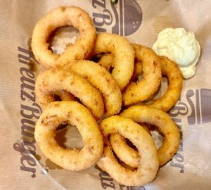 Onion rings at Kreuzburger - Oranienstr in Berlin