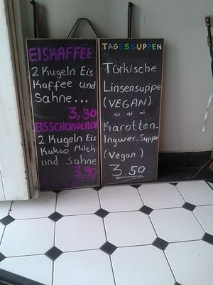 Vegan options at Pi Mediterran in Berlin