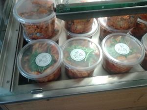 Takeaway vegan options at Milch&Zucker in Berlin