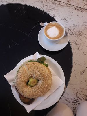 Vegan bagel and coffee at Milch&Zucker in Berlin
