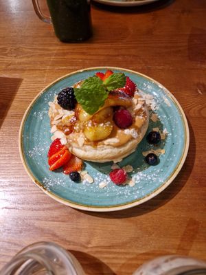 vegan pancakes at Zenith in Porto