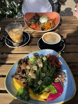 Vegan salad bowl   at Zenith in Porto