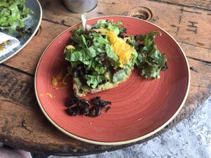 Vegan toast at Zenith in Porto