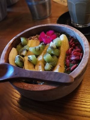 açai bowl at Zenith in Porto