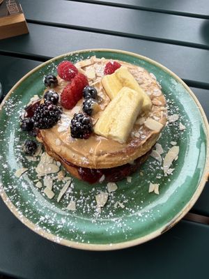 Banana Flambé Pancakes (vegan)  at Zenith in Porto