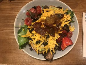 Vegan toast with avocado, vegan cheese, mushrooms, tomato, strawberries and relish  at Zenith in Porto