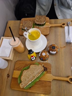 Breakfast at Crumbs Bread Factory - Mesrop Mashtots in Yerevan