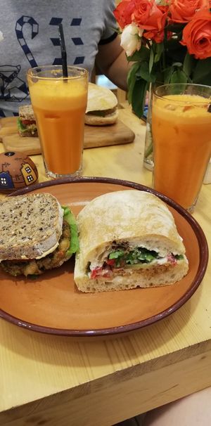 We shared 2 vegan sandwiches and took 2 home made juices (apple, carrot and ginger)  at Crumbs Bread Factory - Mesrop Mashtots in Yerevan