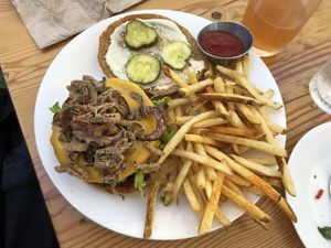 Bbq burger at Seabirds Kitchen in Long Beach